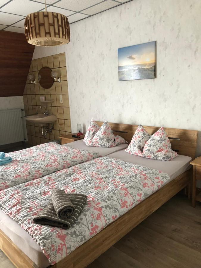 Birkengaststaette Hotel Витмунд Екстериор снимка